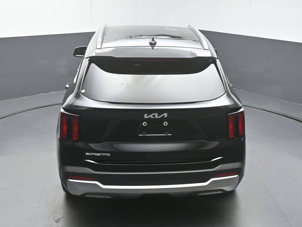 Used 2025 Kia Sorento S w/ Panoramic Sunroof Package FWD image 48