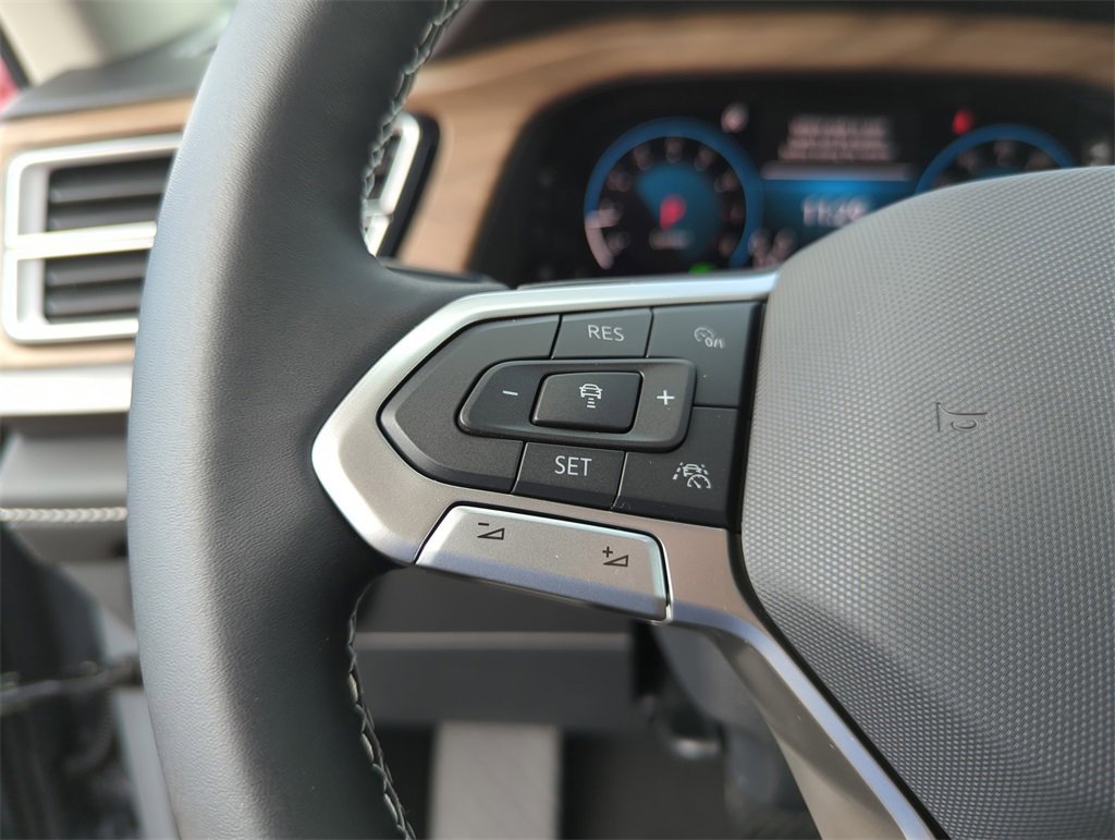 New 2026 Volkswagen Atlas SE image 38