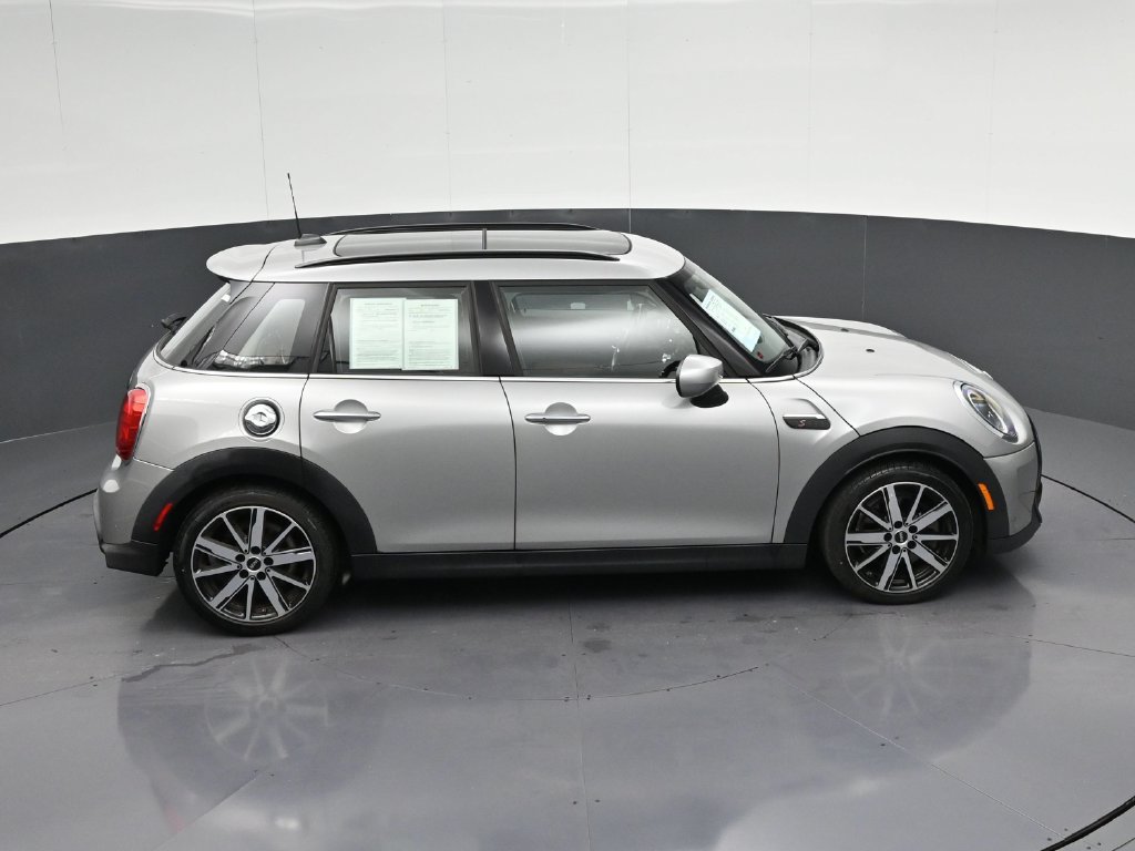 Used 2024 MINI Cooper S w/ Signature Upholstery Package FWD image 19