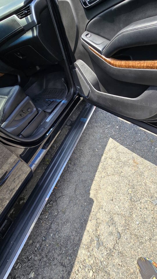 Used 2015 Chevrolet Tahoe LTZ AWD/4WD image 20