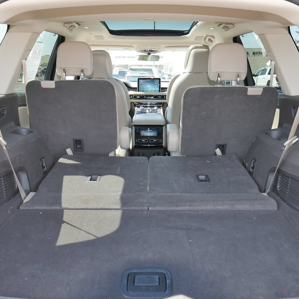 Used 2021 Lincoln Aviator Reserve w/ Equipment Group 202A AWD/4WD image 22