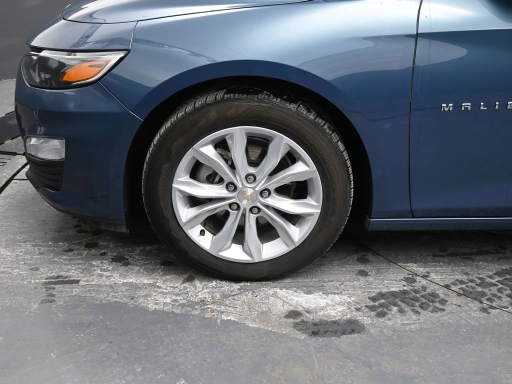 Used 2025 Chevrolet Malibu LT image 14