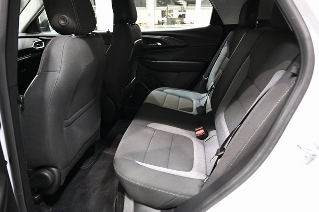 Used 2023 Chevrolet TrailBlazer LS image 11