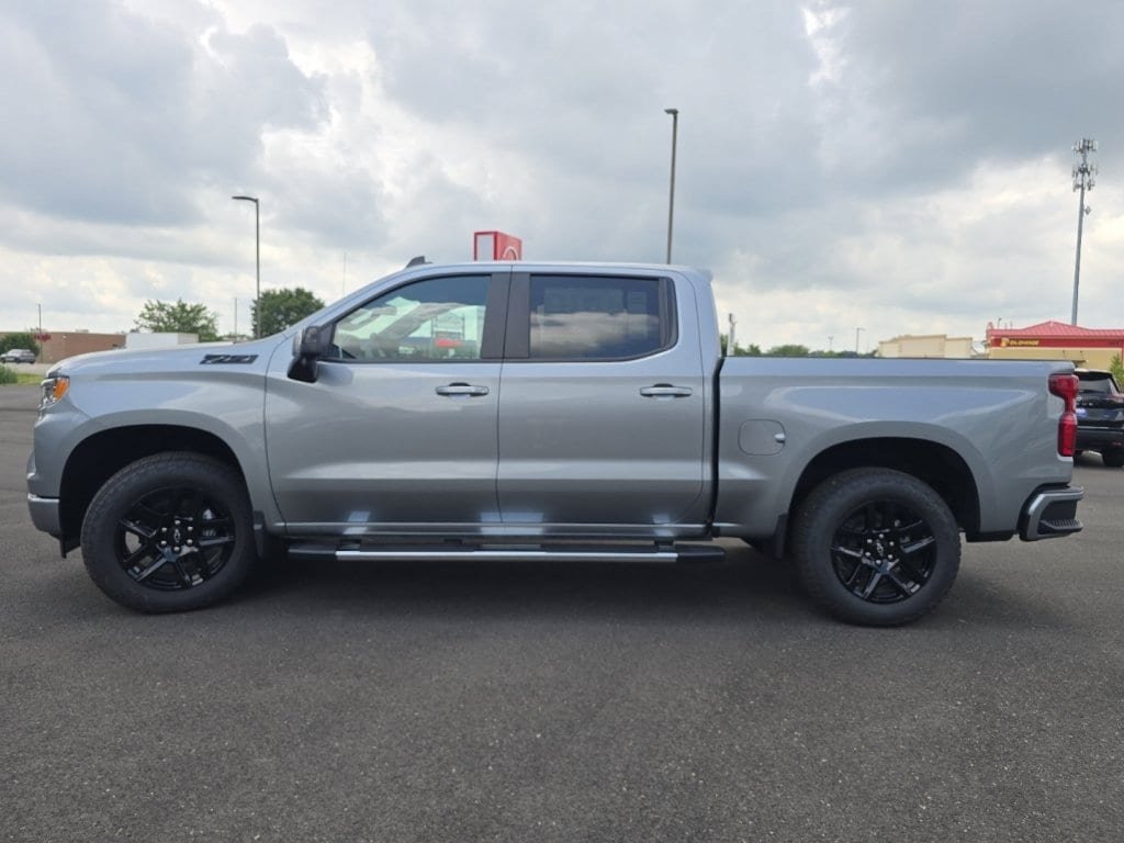New 2026 Chevrolet Silverado 1500 RST w/ RST All Star Premium Package AWD/4WD image 11