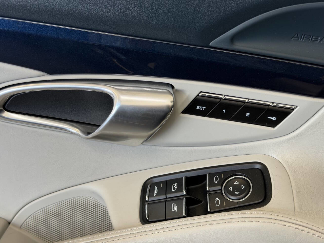 Used 2019 Porsche 911 Turbo S image 46