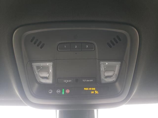 Used 2022 Chevrolet Traverse LT image 24