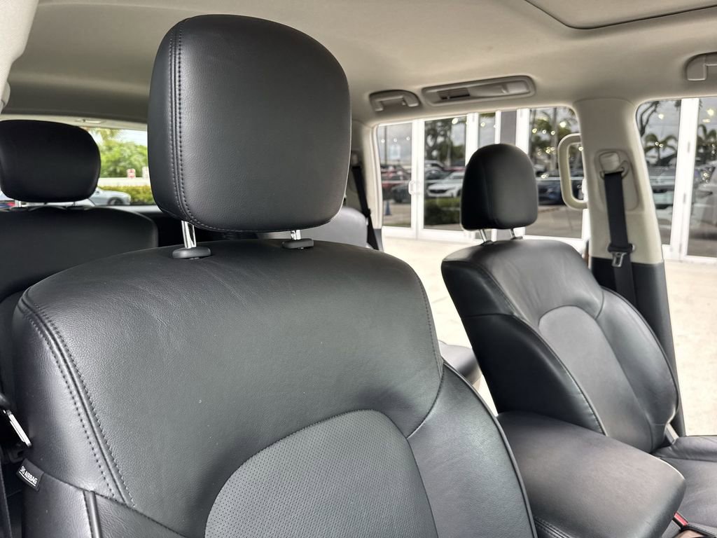 Used 2024 Nissan Armada SL w/ Captain's Chairs Package AWD/4WD image 46