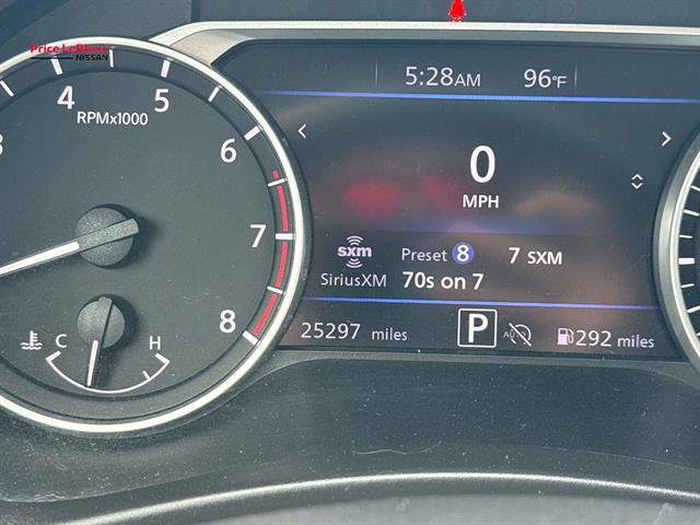 Used 2024 Nissan Sentra SV FWD image 27