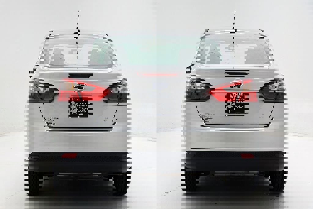 Used 2012 Ford Focus SE image 8