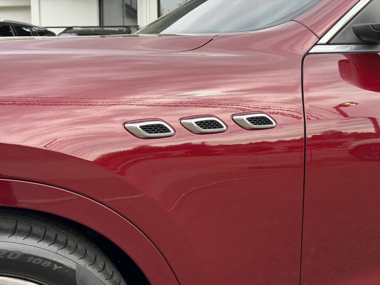 Used 2017 Maserati Levante w/ Sport Package image 16