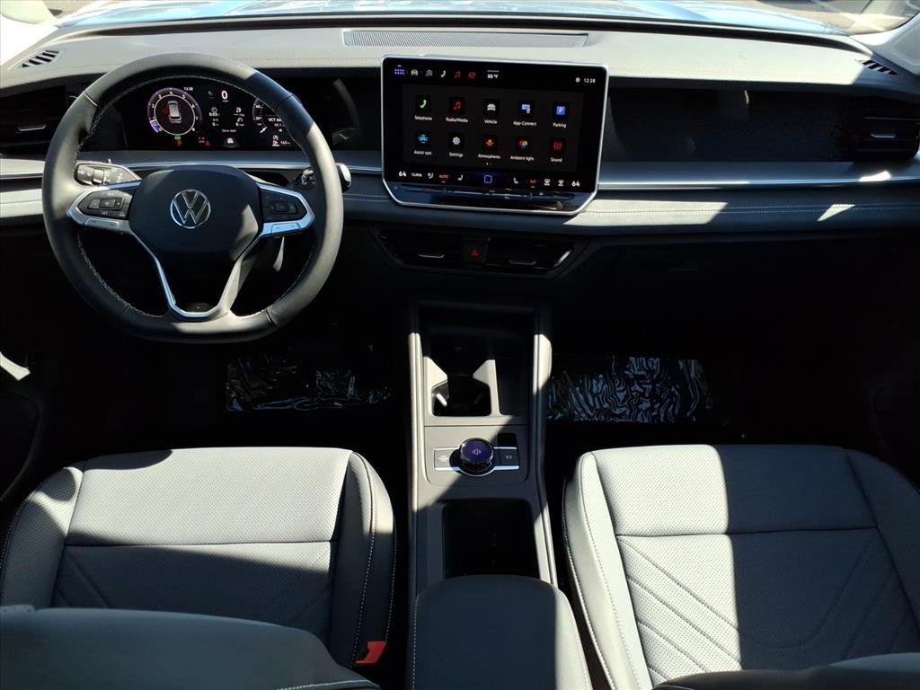 New 2026 Volkswagen Tiguan SE image 14