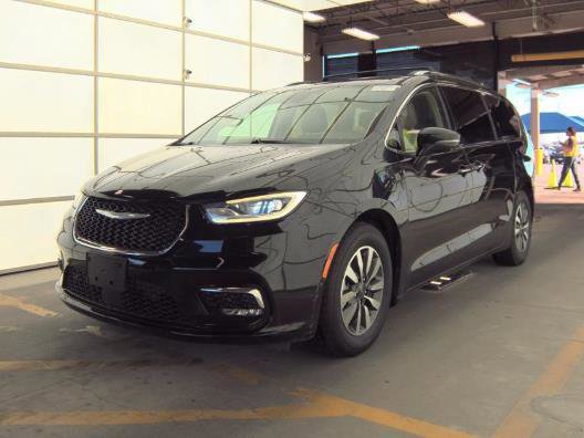 Used 2021 Chrysler Pacifica Touring-L image 17