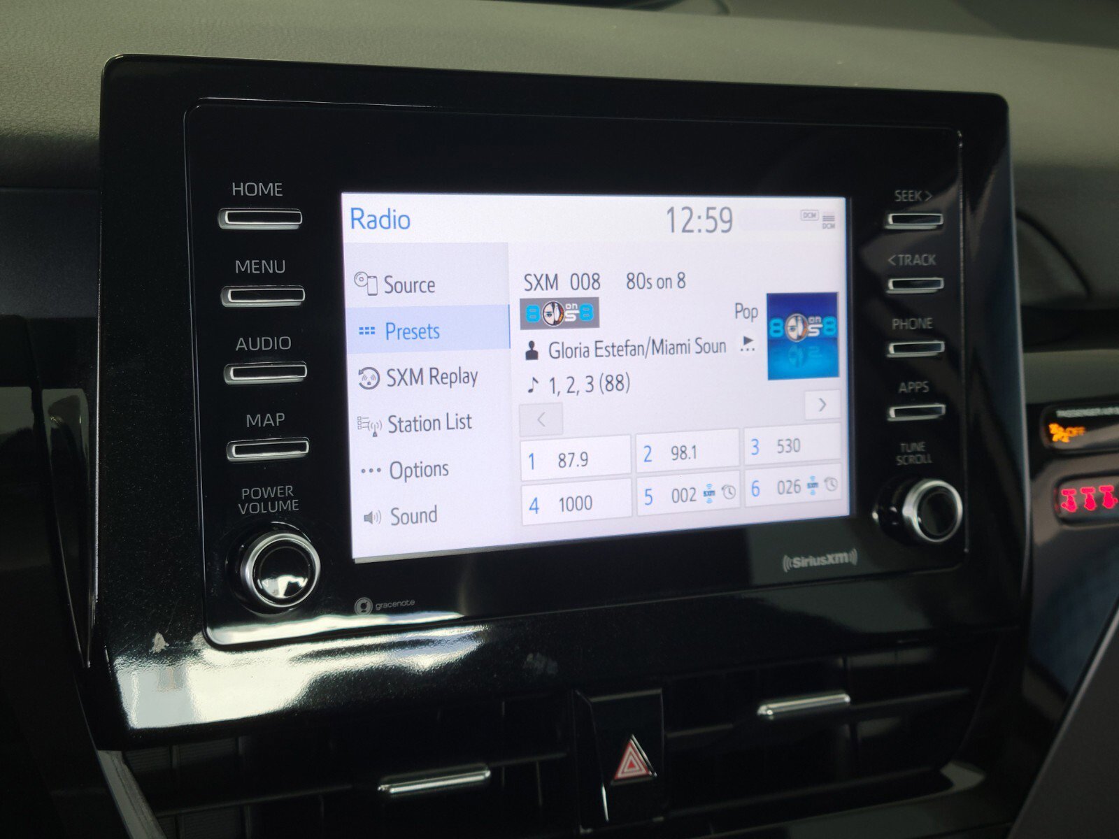 Used 2023 Toyota Camry SE FWD image 21