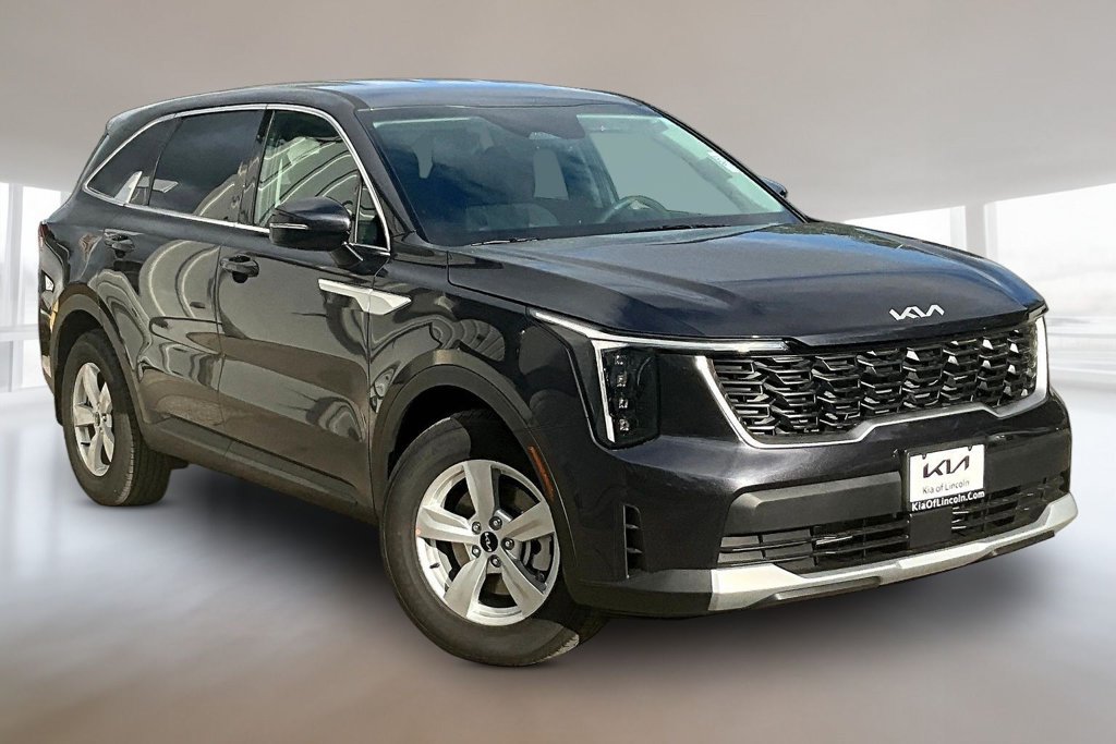New 2026 Kia Sorento LX FWD image 2