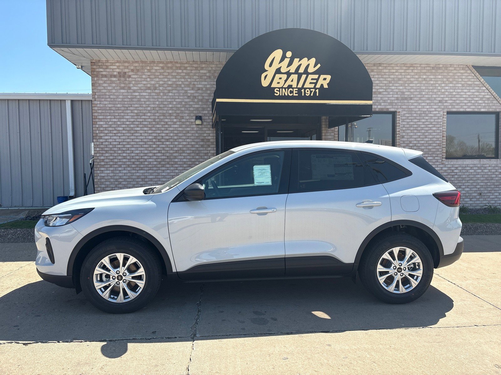 New 2026 Ford Escape Active w/ Tech Pack #1 AWD/4WD image 2