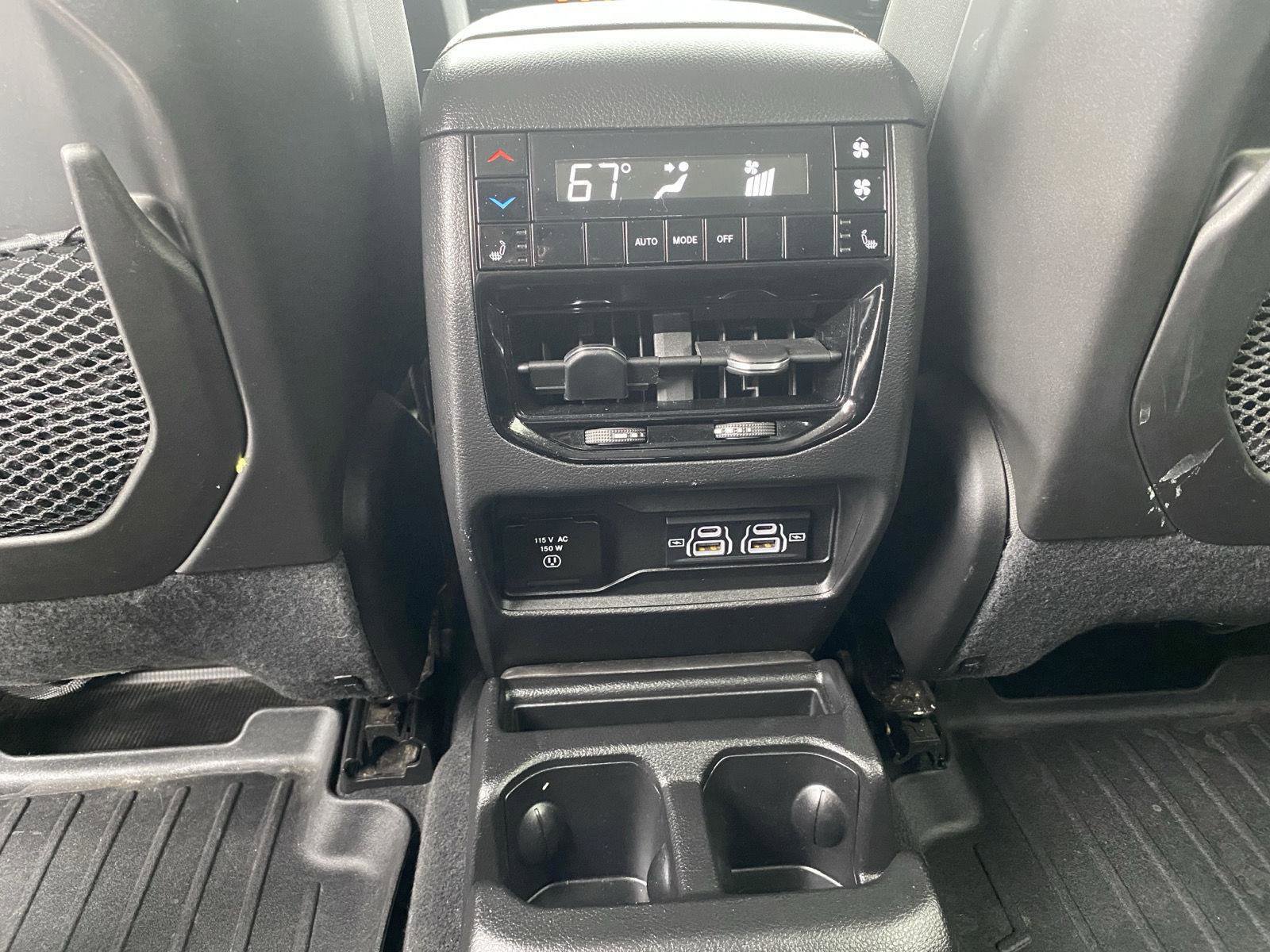 Used 2023 Jeep Grand Cherokee L Limited image 23