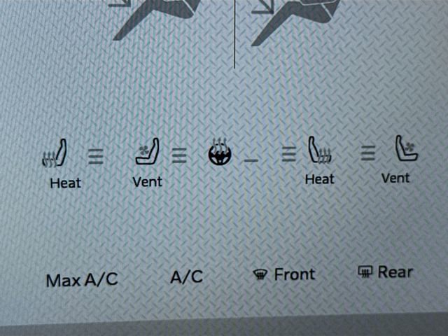 Used 2024 RAM 2500 Limited image 21