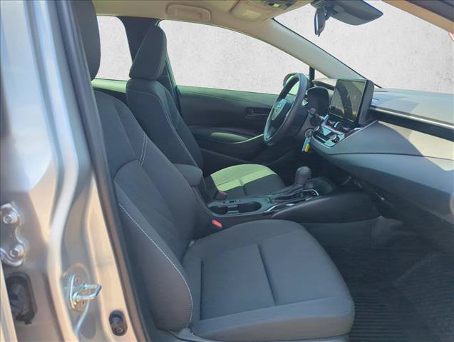 Used 2025 Toyota Corolla LE FWD image 20