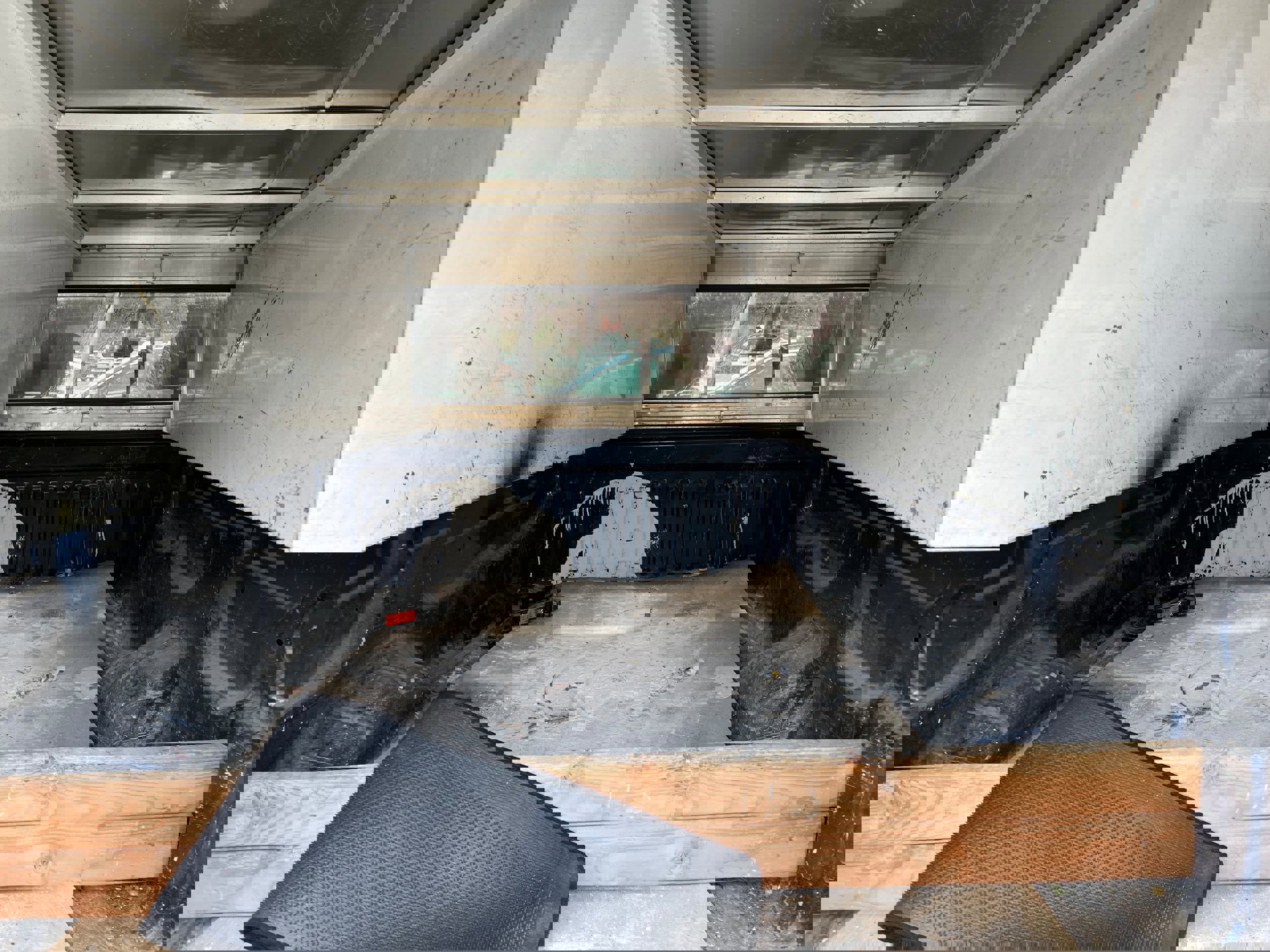 Used 2017 Nissan Titan SV AWD/4WD image 14