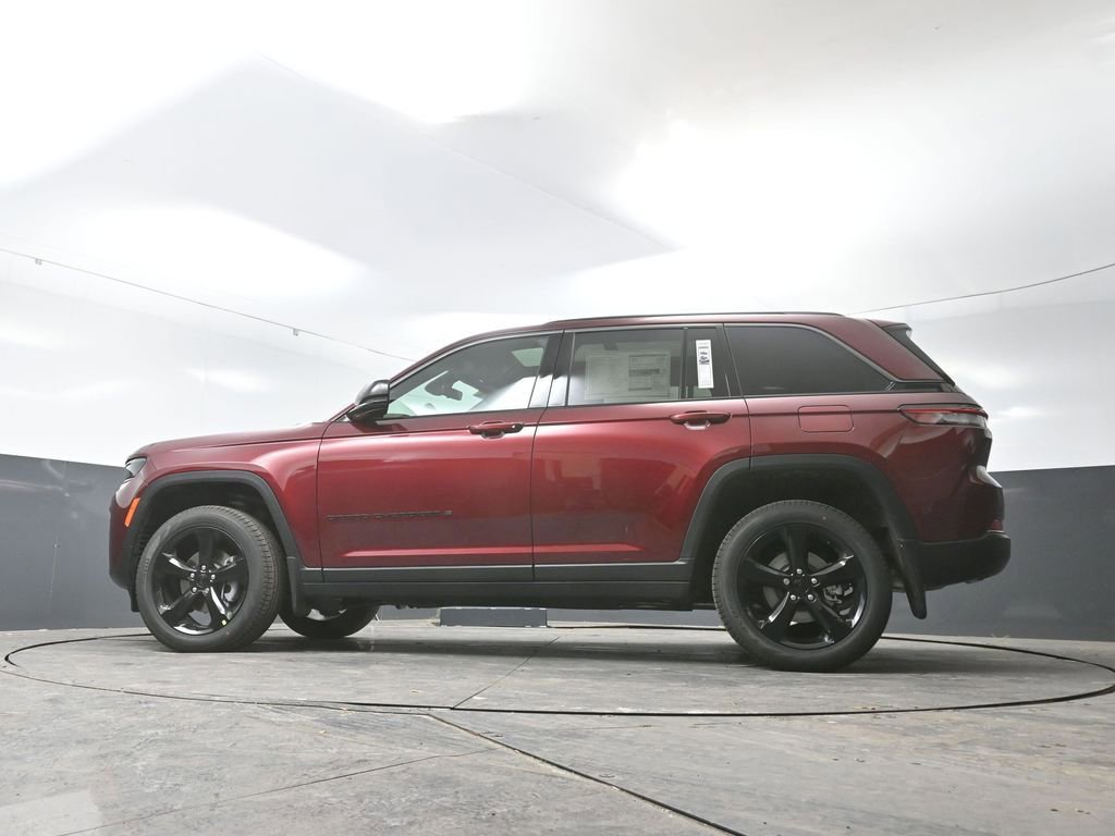 New 2026 Jeep Grand Cherokee Limited w/ Limited Altitude Package image 41