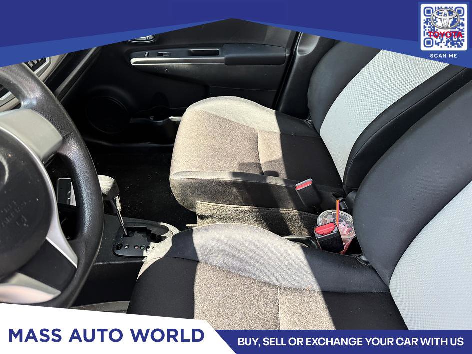 Used 2012 Toyota Yaris LE FWD image 8