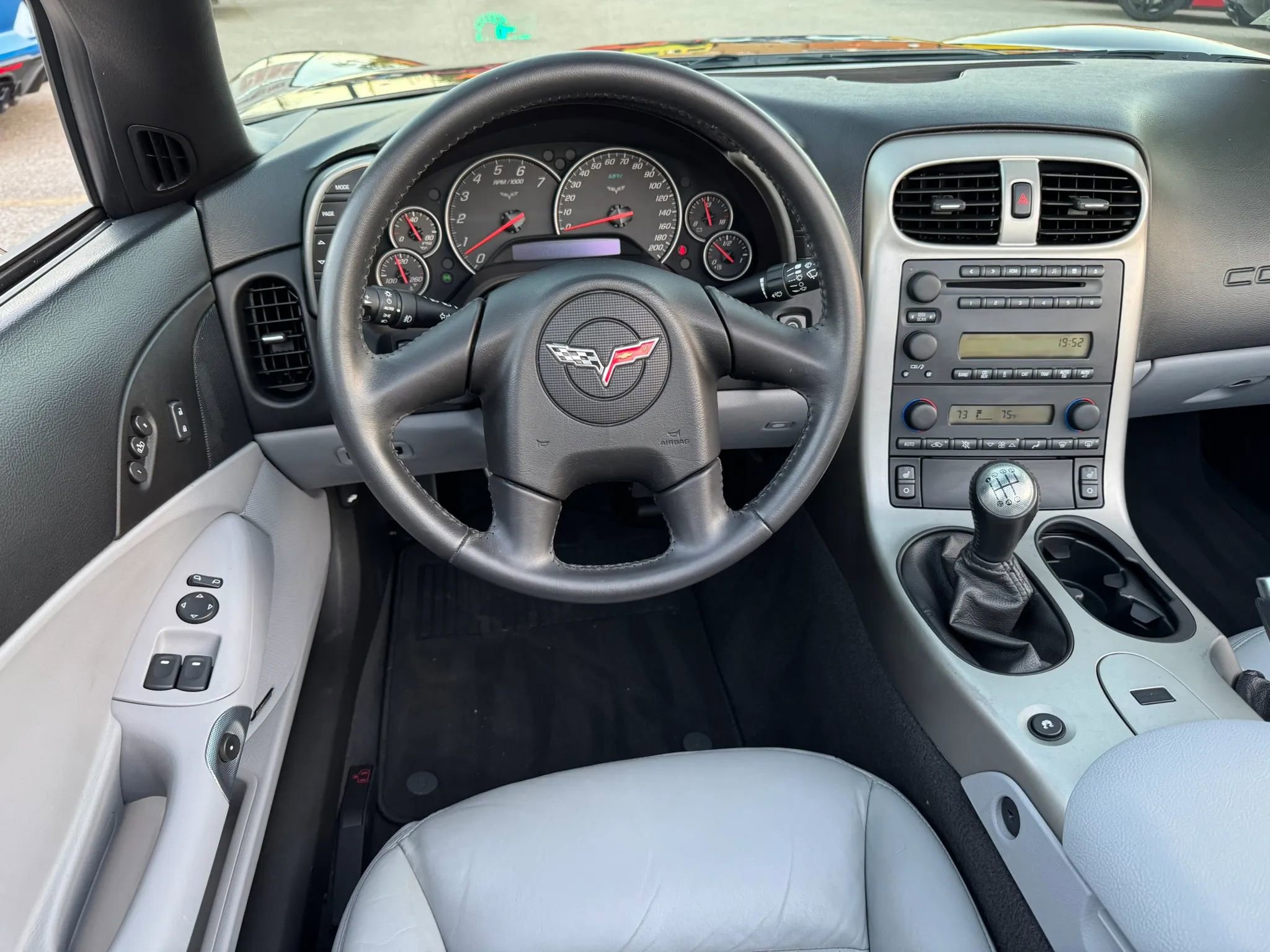 Used 2005 Chevrolet Corvette Convertible 2D w/ Preferred Equipment Group RWD image 26