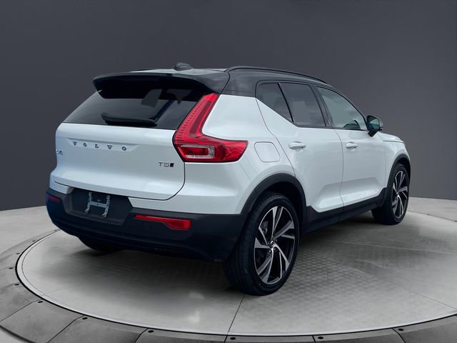 Used 2021 Volvo XC40 T5 R-Design w/ Advanced Package AWD/4WD image 5