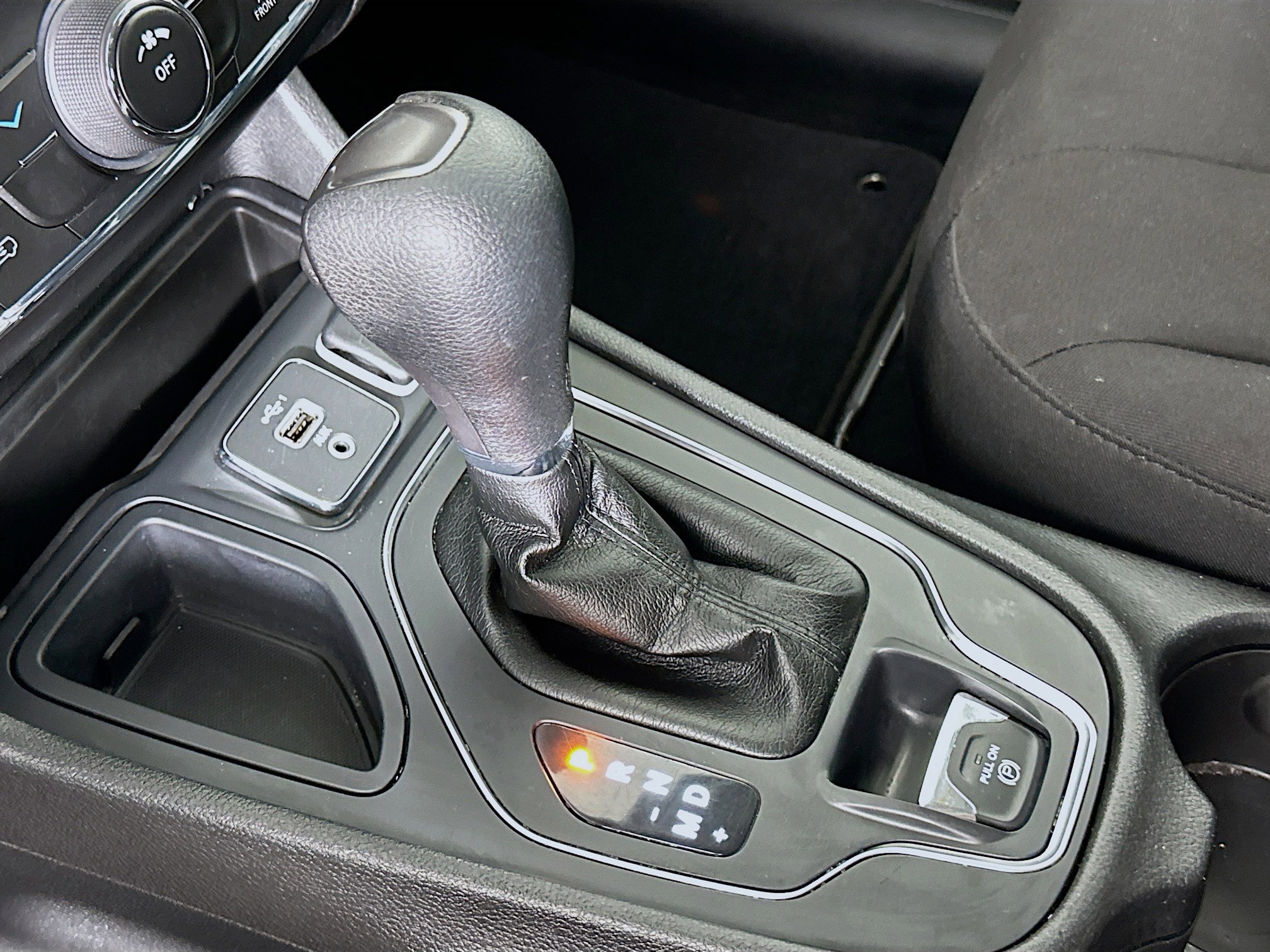 Used 2021 Jeep Cherokee Latitude image 24