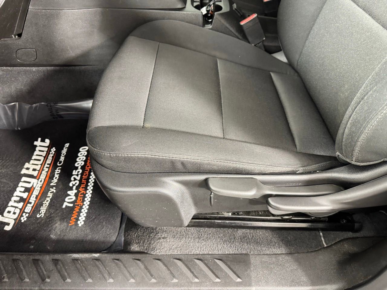 Used 2023 Chevrolet Colorado W/T image 12