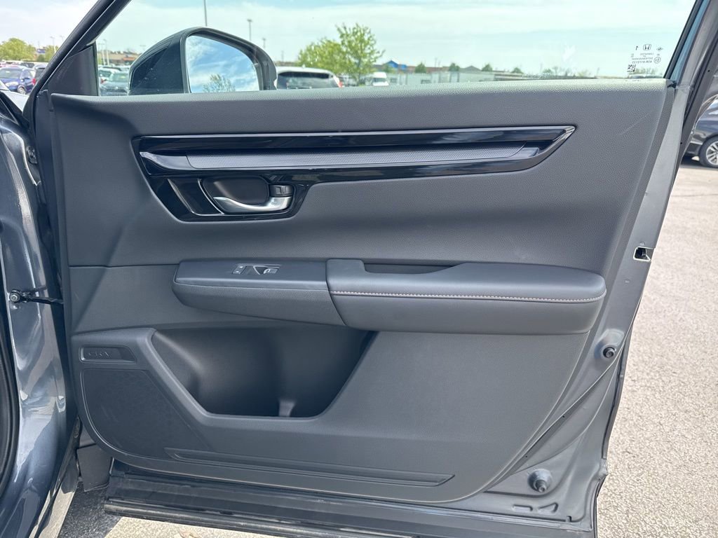 Certified 2025 Honda CR-V Sport Touring image 41