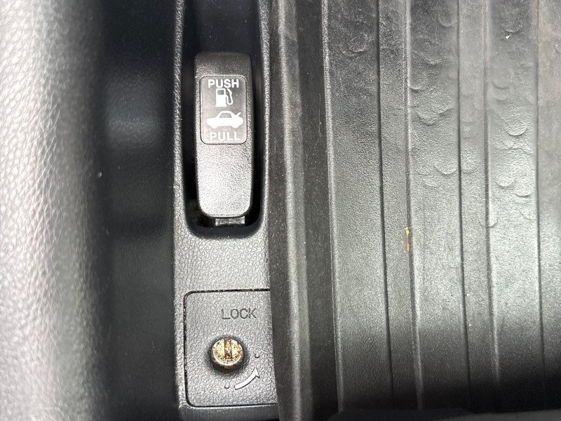 Used 2017 Honda Accord EX-L image 38