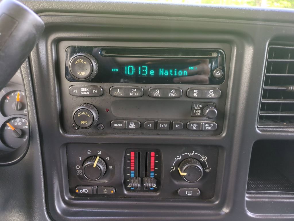 Used 2005 Chevrolet Silverado 1500 LS w/ Light Duty Power Package RWD image 20