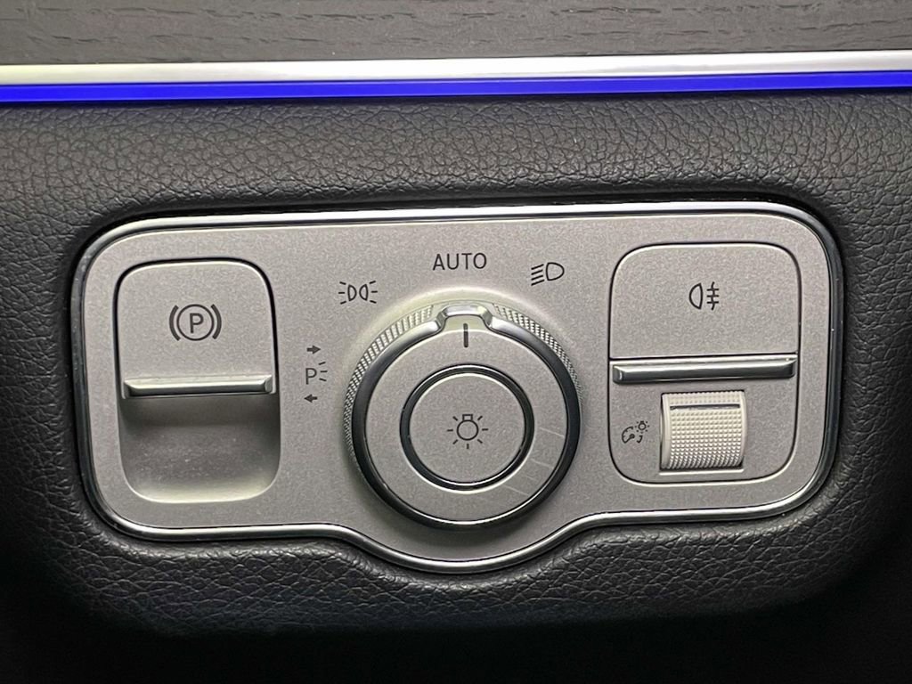 Used 2020 Mercedes-Benz GLE 450 4MATIC image 37