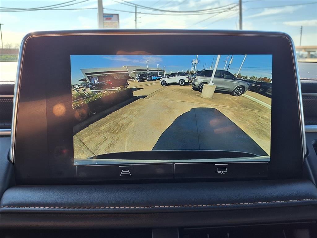 Used 2022 GMC Yukon AT4 image 10