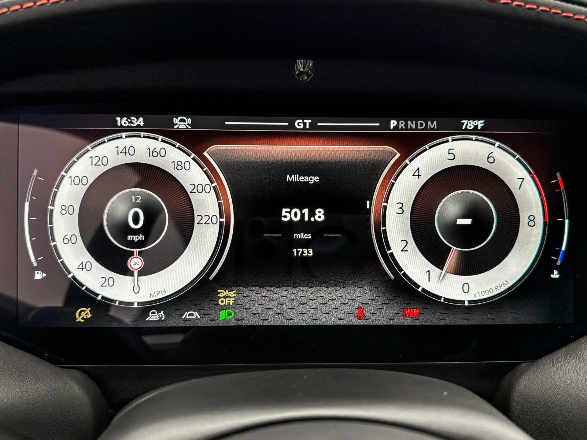 Used 2025 Aston Martin DB12 Coupe RWD image 21