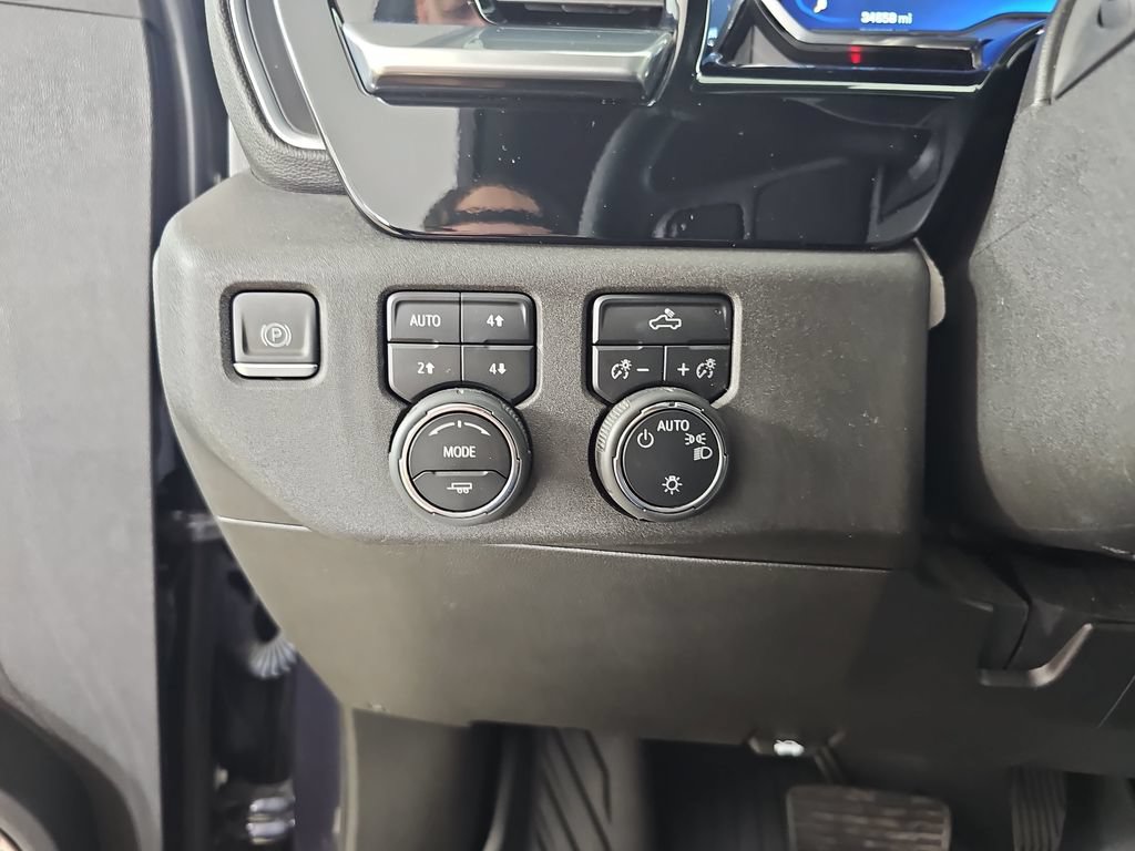 Certified 2023 Chevrolet Silverado 1500 LT AWD/4WD image 31