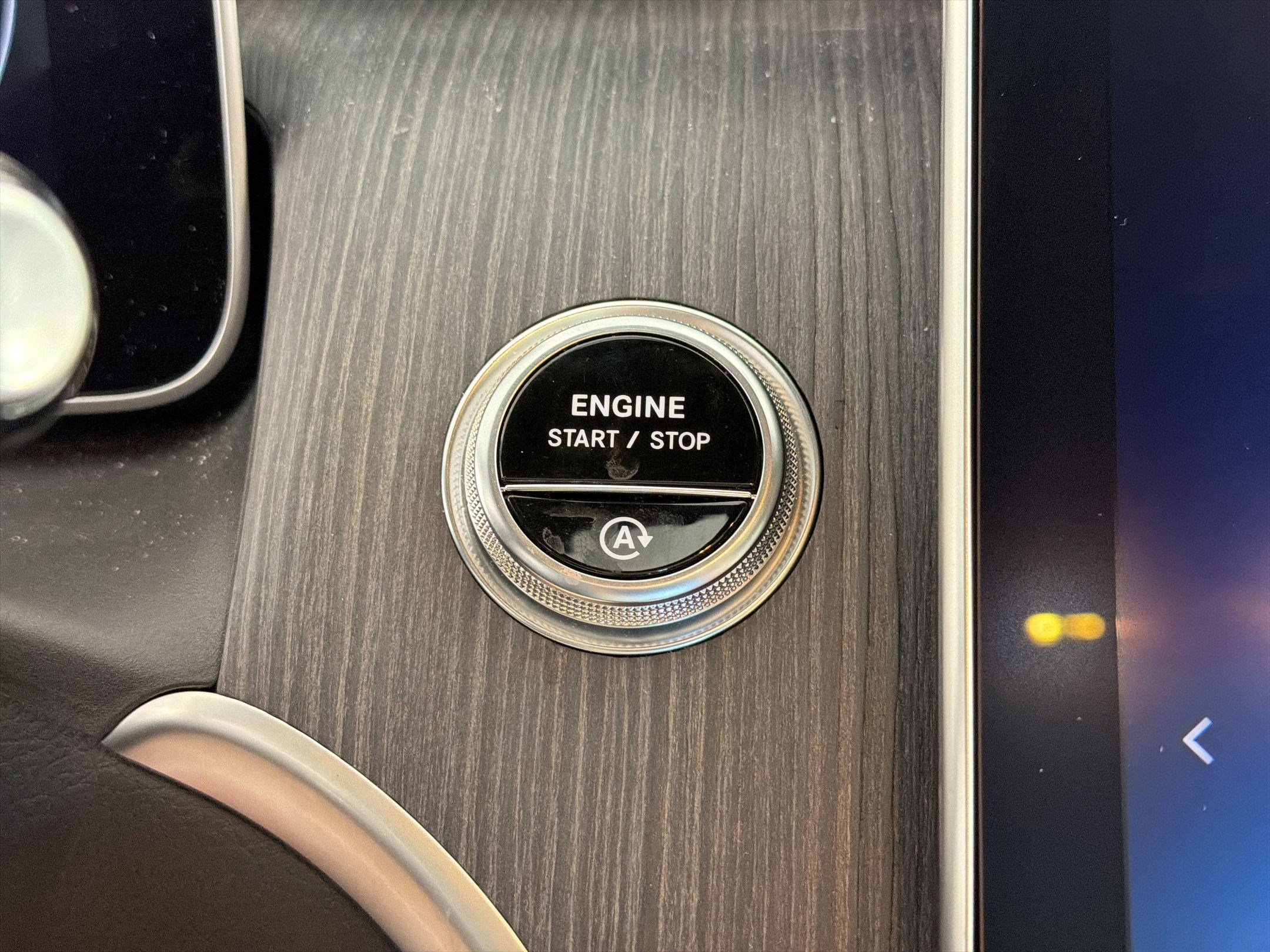 Certified 2024 Mercedes-Benz GLC 43 AMG 4MATIC image 27