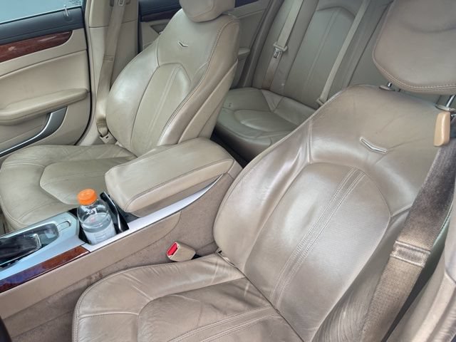 Used 2011 Cadillac CTS Luxury RWD image 10