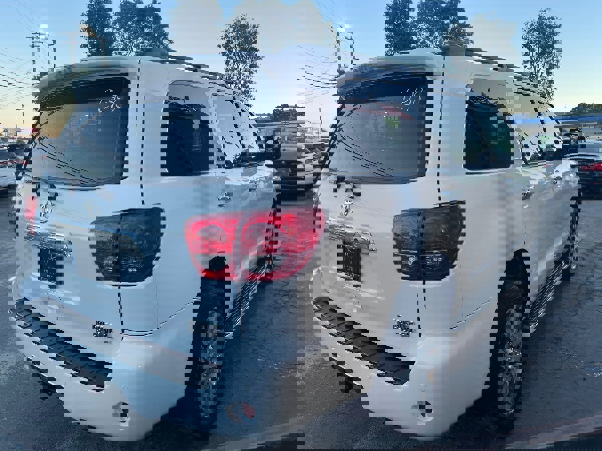 Used 2016 Toyota Sequoia Limited image 5