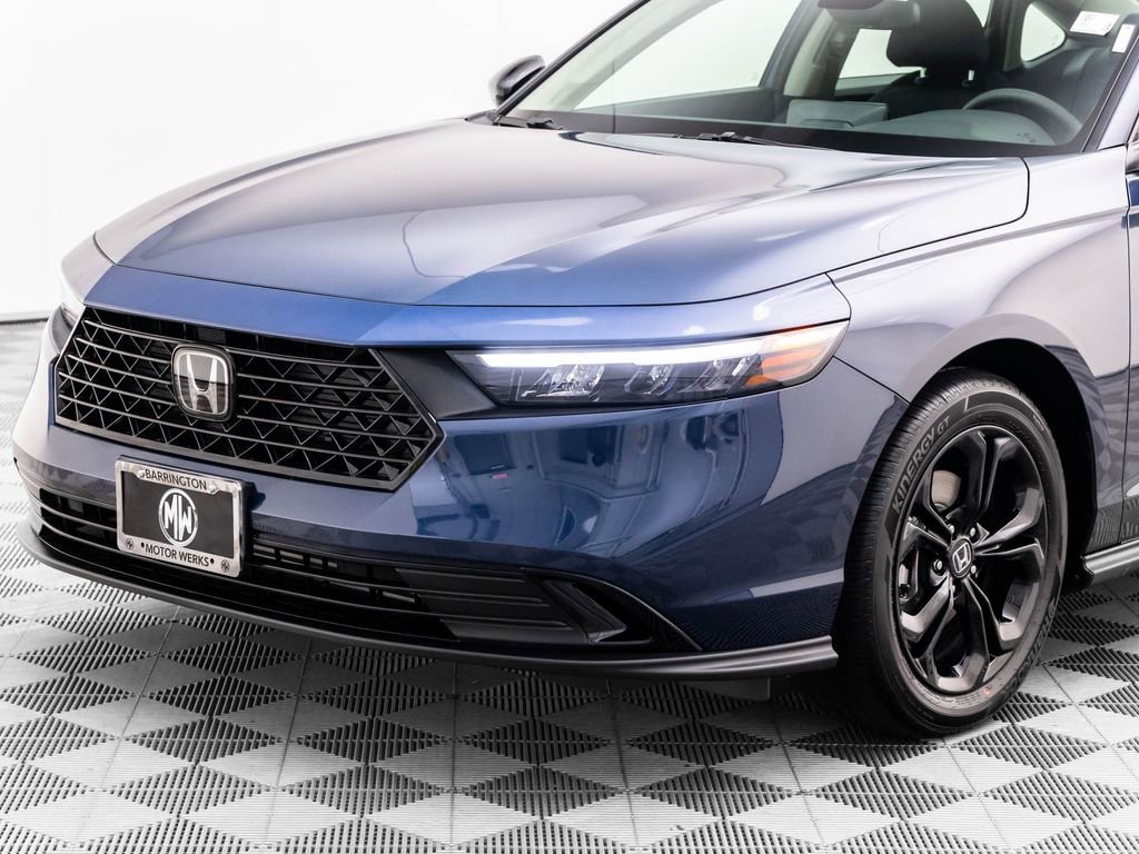 Certified 2025 Honda Accord SE image 27