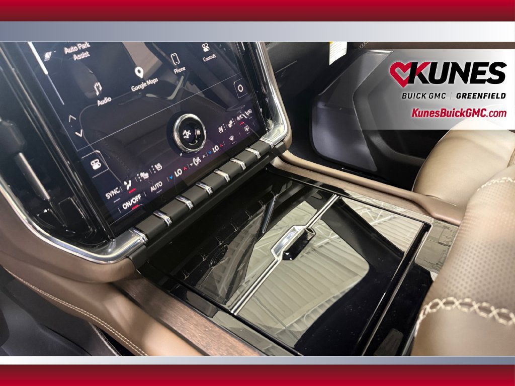New 2026 GMC Yukon Denali Ultimate w/ LPO, Floor Liner Package AWD/4WD image 28