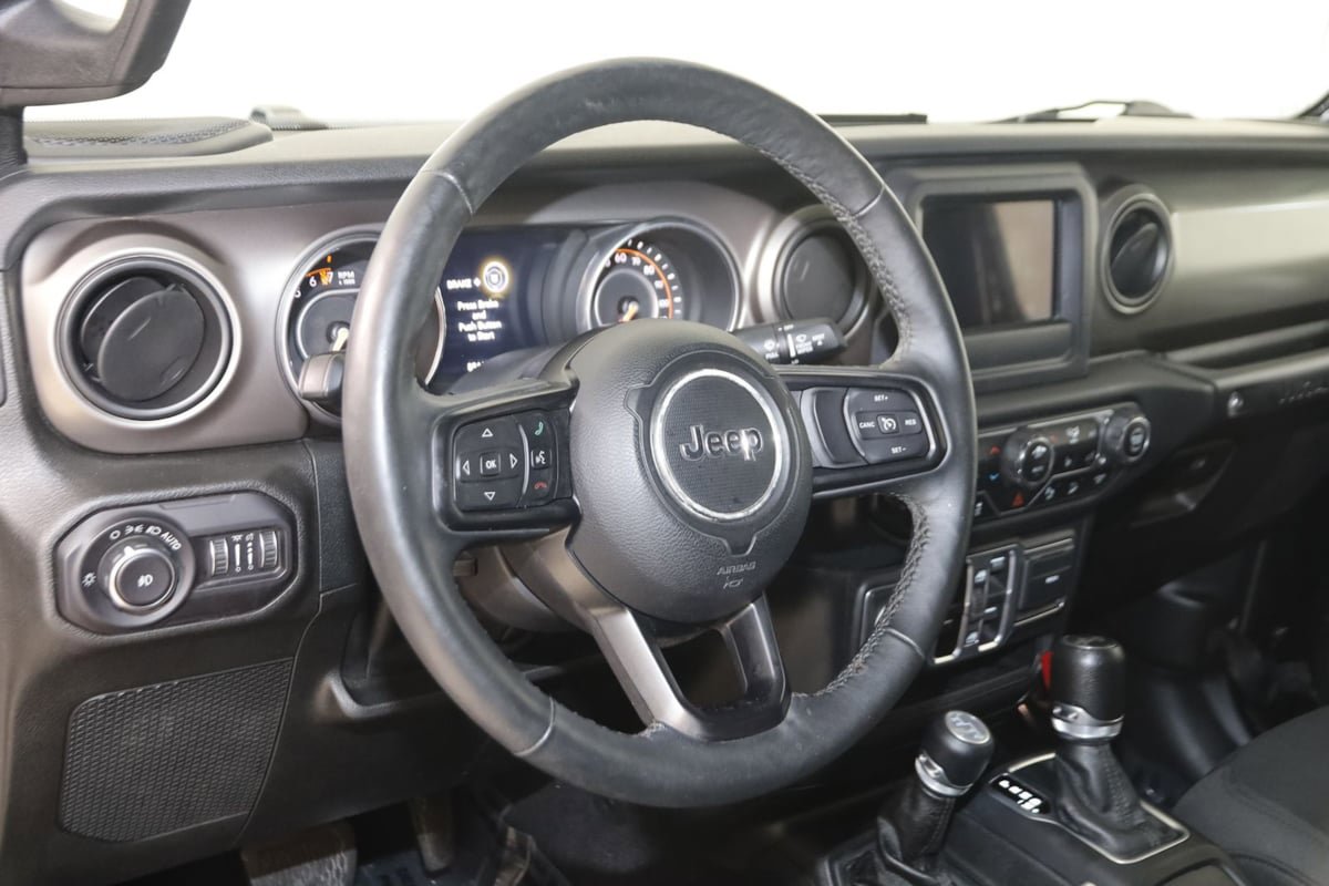 Used 2018 Jeep Wrangler Unlimited Sport S AWD/4WD image 6