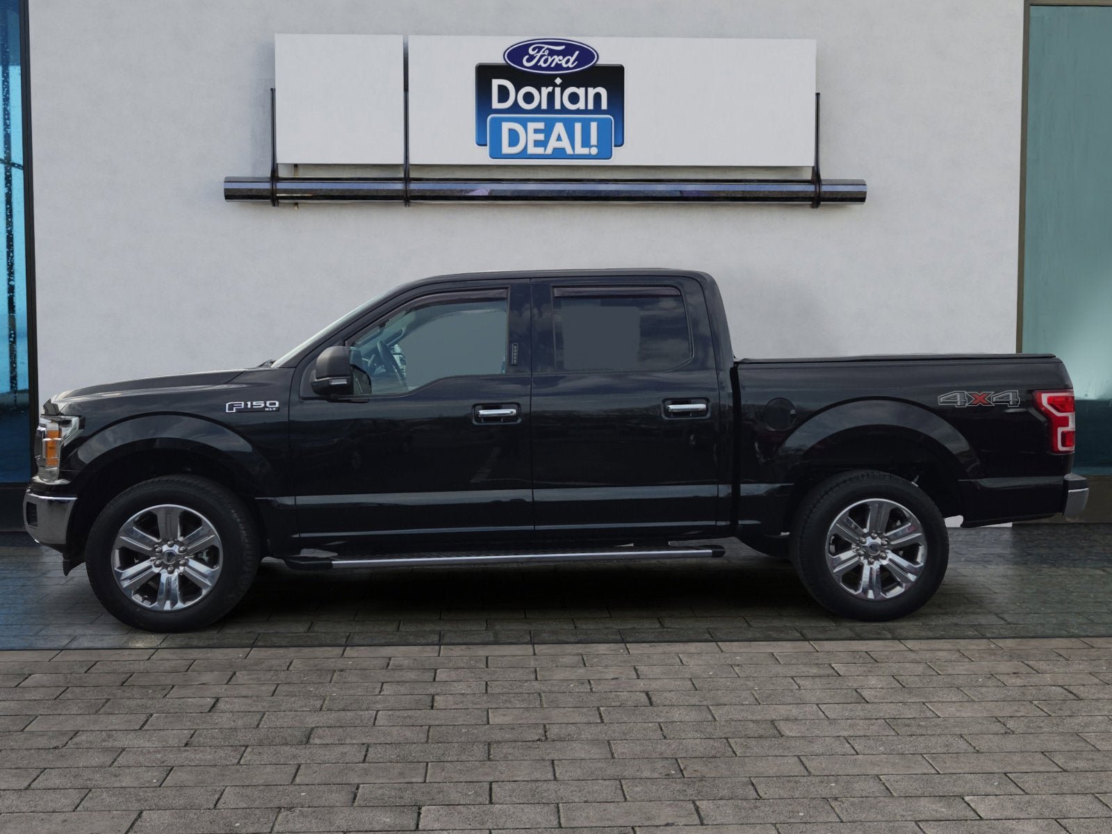 Used 2019 Ford F150 XLT w/ Equipment Group 302A Luxury image 6