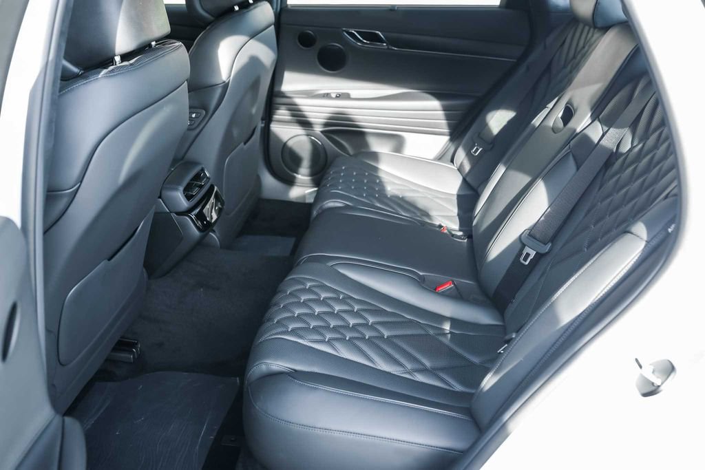 New 2026 Genesis G80 3.5T Prestige image 10