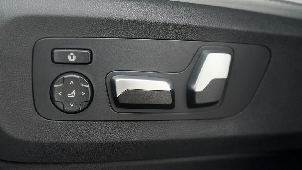 New 2026 BMW X5 xDrive40i image 17