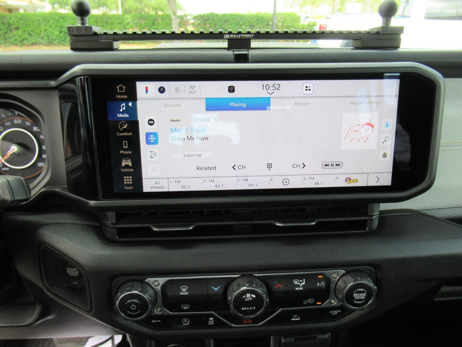 Used 2024 Jeep Gladiator Sport AWD/4WD image 26