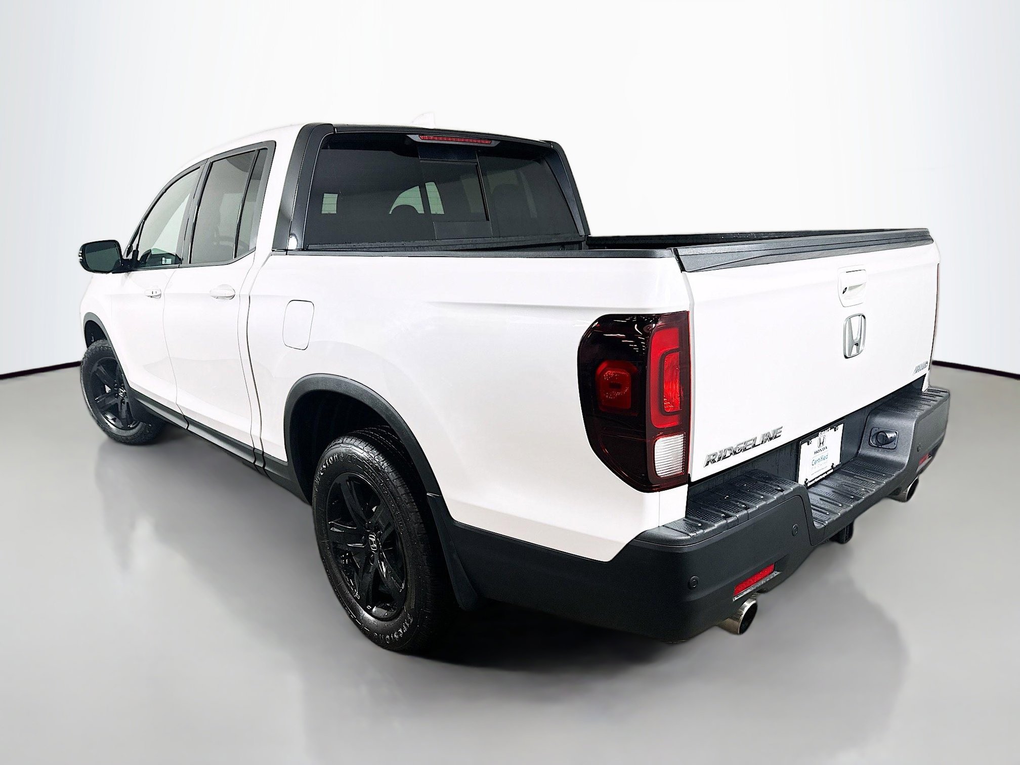 Certified 2023 Honda Ridgeline Black Edition image 5