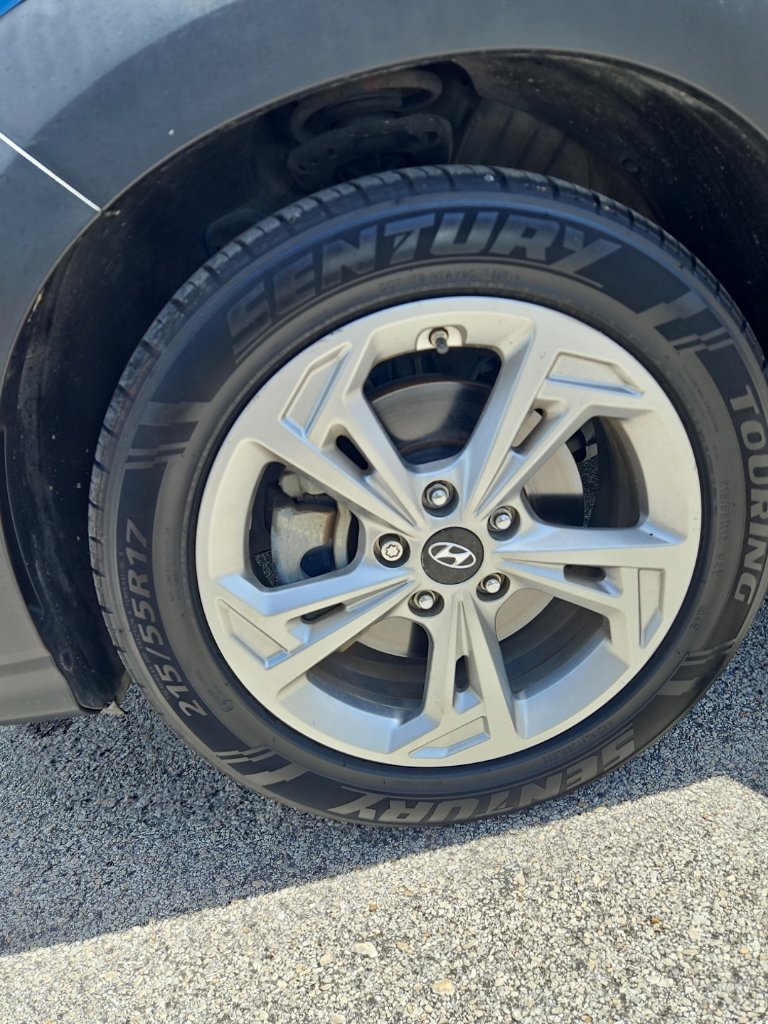 Used 2022 Hyundai Kona SEL AWD/4WD image 9