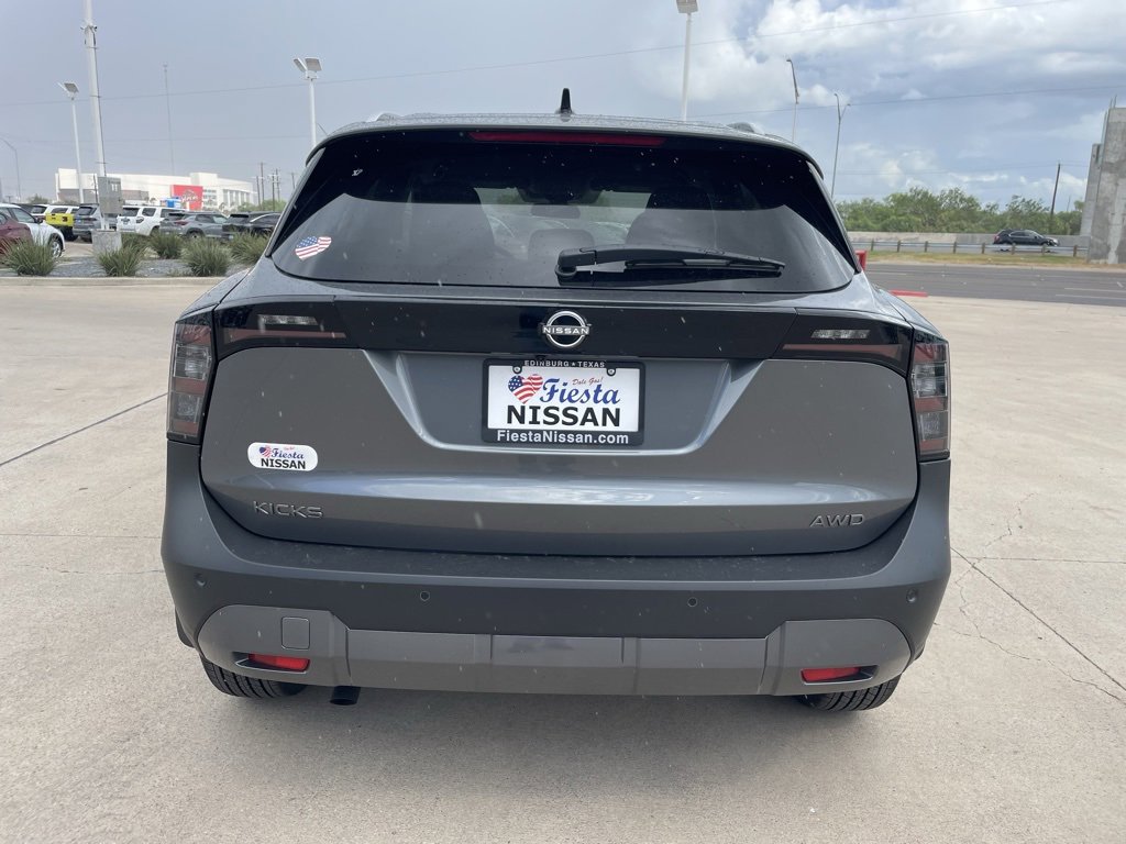 New 2026 Nissan Kicks SV w/ Cold Weather Package image 4