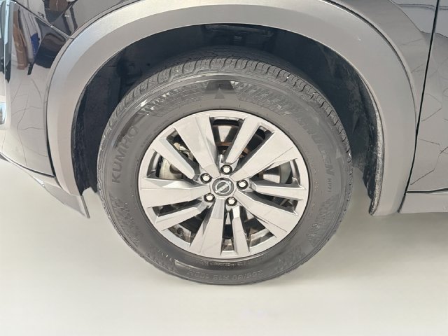 Used 2025 Nissan Pathfinder SV AWD/4WD image 27